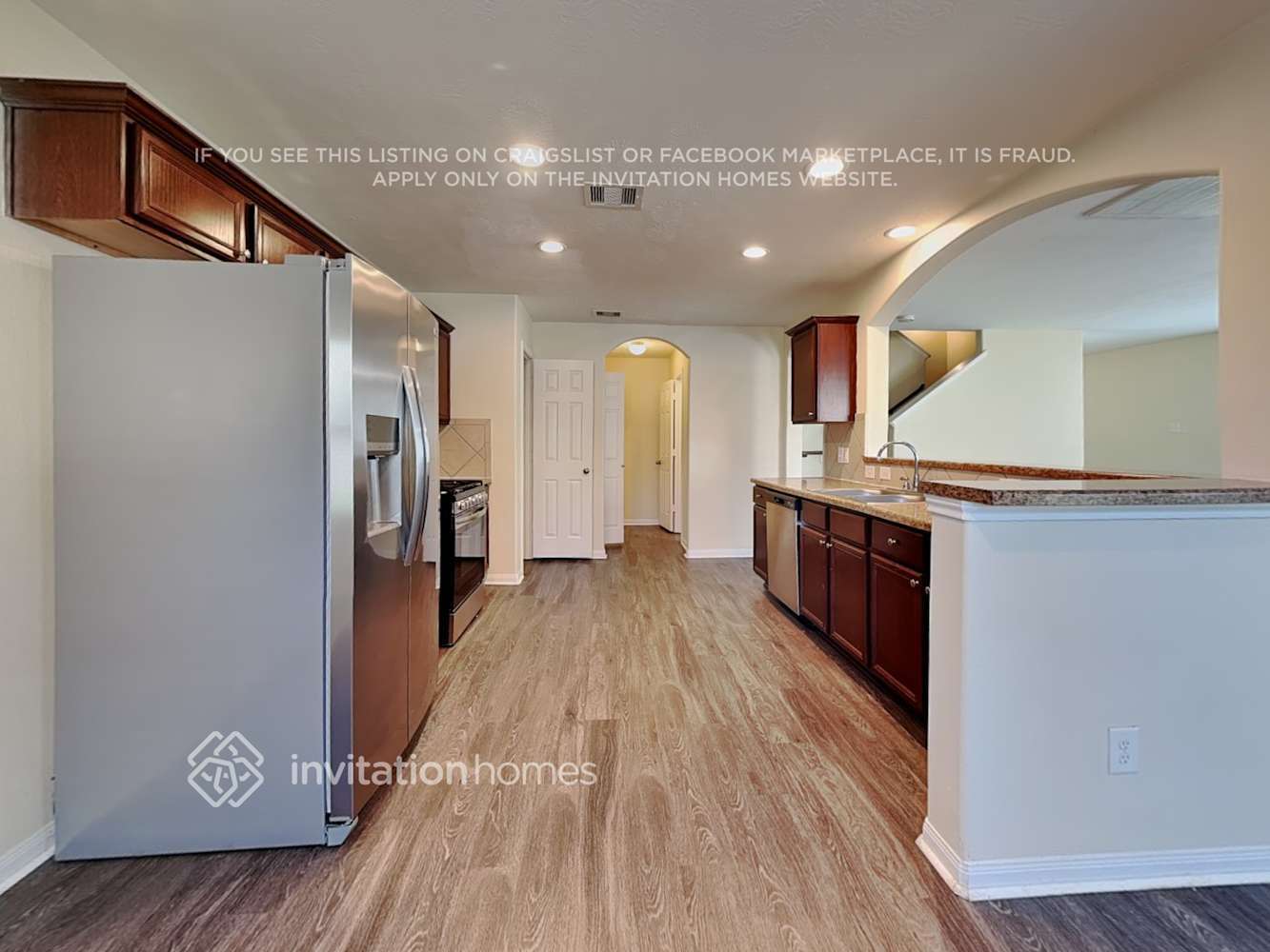 Building Photo - 5915 Deep S Dr