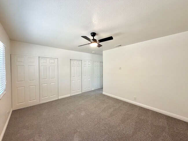 Building Photo - Spacious 4 Bedroom Home available In Alta Loma!