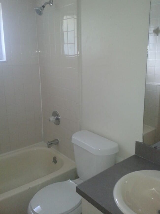 Building Photo - 3285 Split Willow Dr