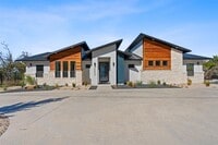 Building Photo - 20806 Northland Cir