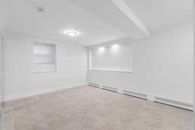 Building Photo - 6107 JFK Blvd E