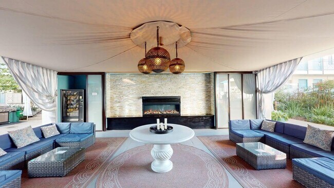 Building Photo - 45 Tamal Vista Blvd