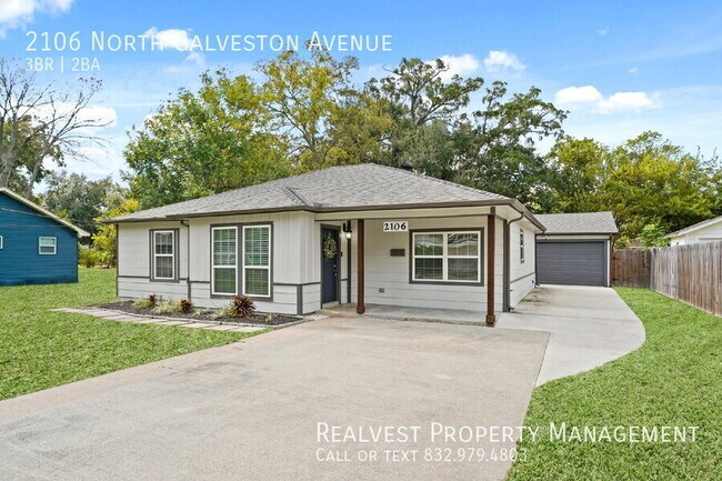 Building Photo - 2106 N Galveston Ave