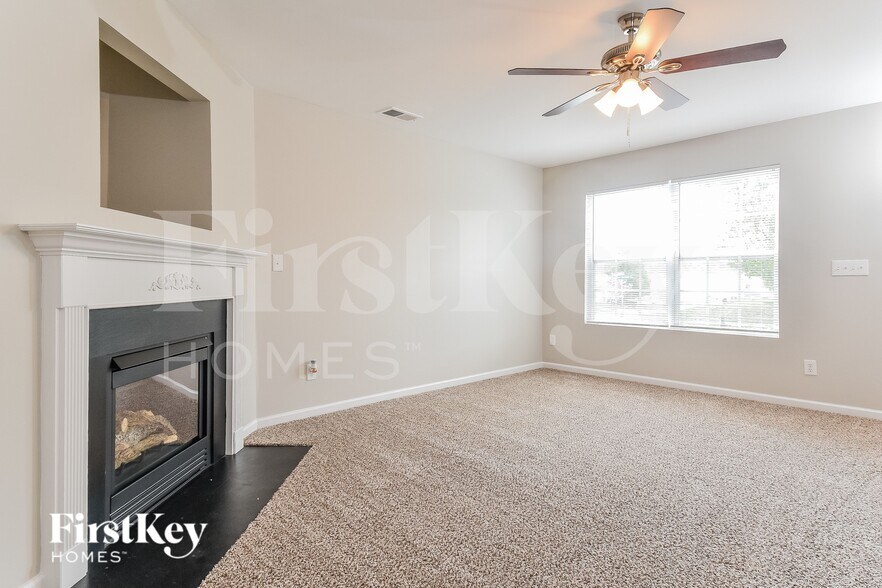 Building Photo - 3902 Edgewood Terrace Rd