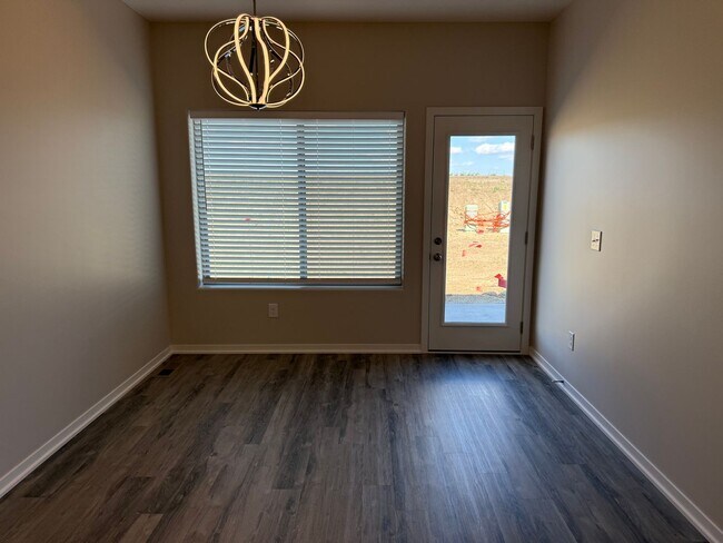 Building Photo - Brand New 2 bed/2.5 bath ranch townhome