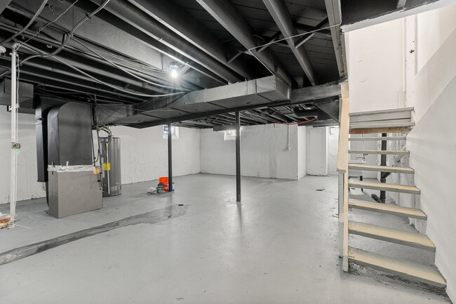 Building Photo - 14209 Prevost St