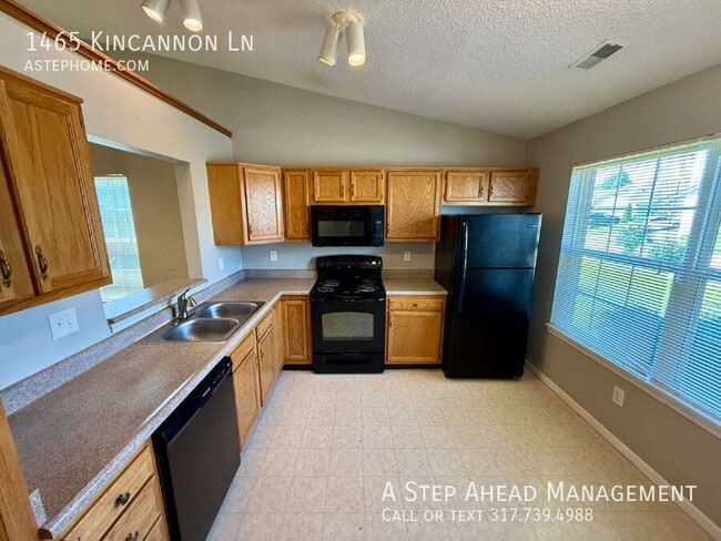 Building Photo - 1465 Kincannon Ln