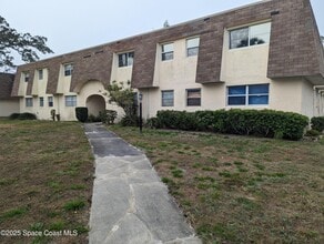 Building Photo - 3135 Shady Dell Ln