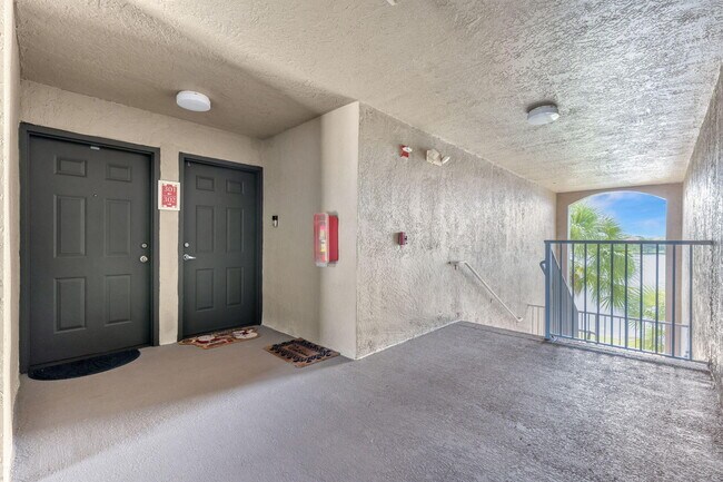 Building Photo - 5055 Wiles Rd