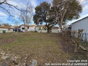 Building Photo - 809 Elmwood Dr