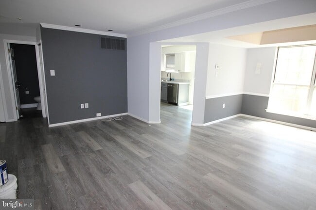Building Photo - 1632 McNelis Dr