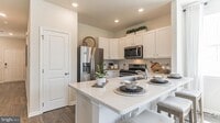 Building Photo - 141 Mazzeo Dr
