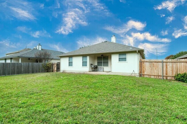 Building Photo - 408 Pheasant Ridge Dr