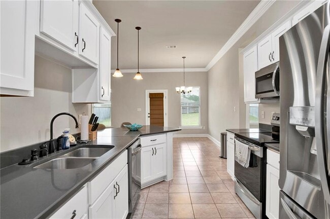 Building Photo - 32309 Calder Ct