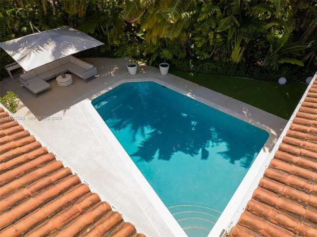 Building Photo - 375 Harbor Ct