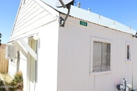 Building Photo - 284 N 2nd St
