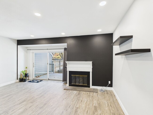 Building Photo - 10014 Joppa Pl