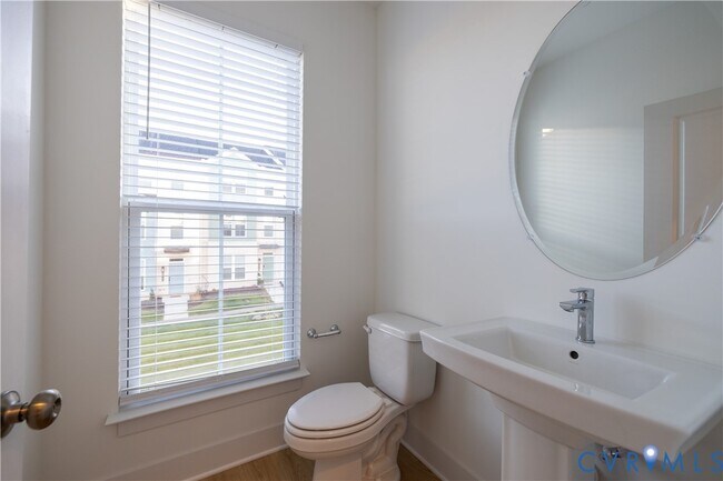 Building Photo - 15309 Sunray Aly