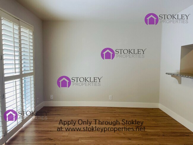 Building Photo - 1887 Pomar Way