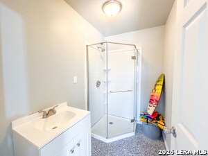 Building Photo - 268 Englewood Ln