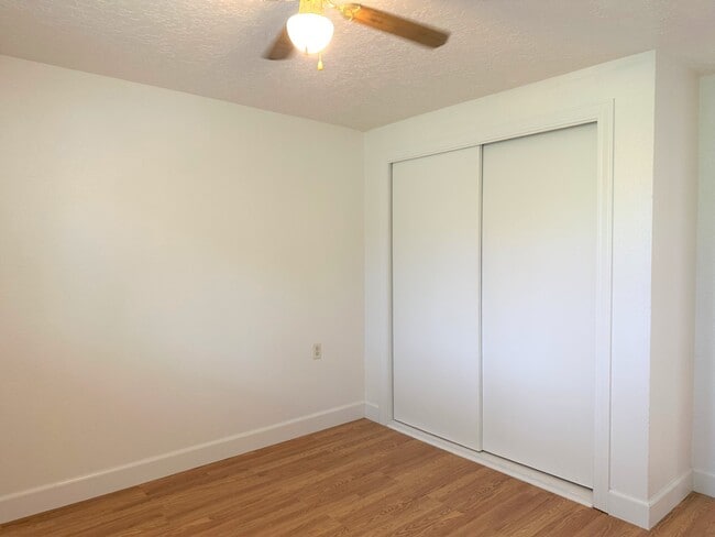 Building Photo - 800 S 3rd W St