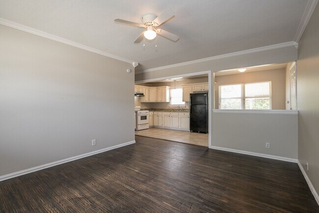 Building Photo - Cute Tulsa Home Coming Soon! 3 bedrooms and 1 bath