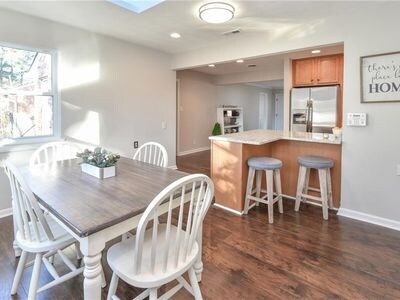 Building Photo - 4404 Greendell Rd