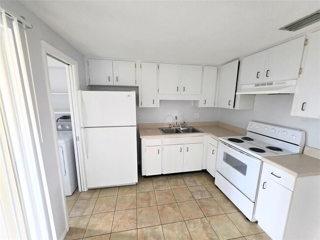 Building Photo - 546 Briarwood Rd