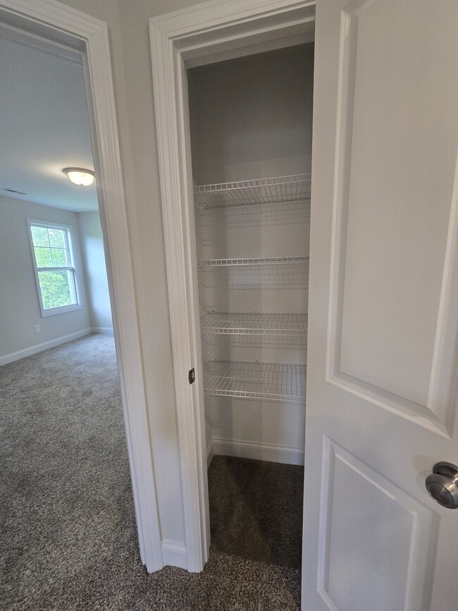 Building Photo - 463 Jackson Pond Dr