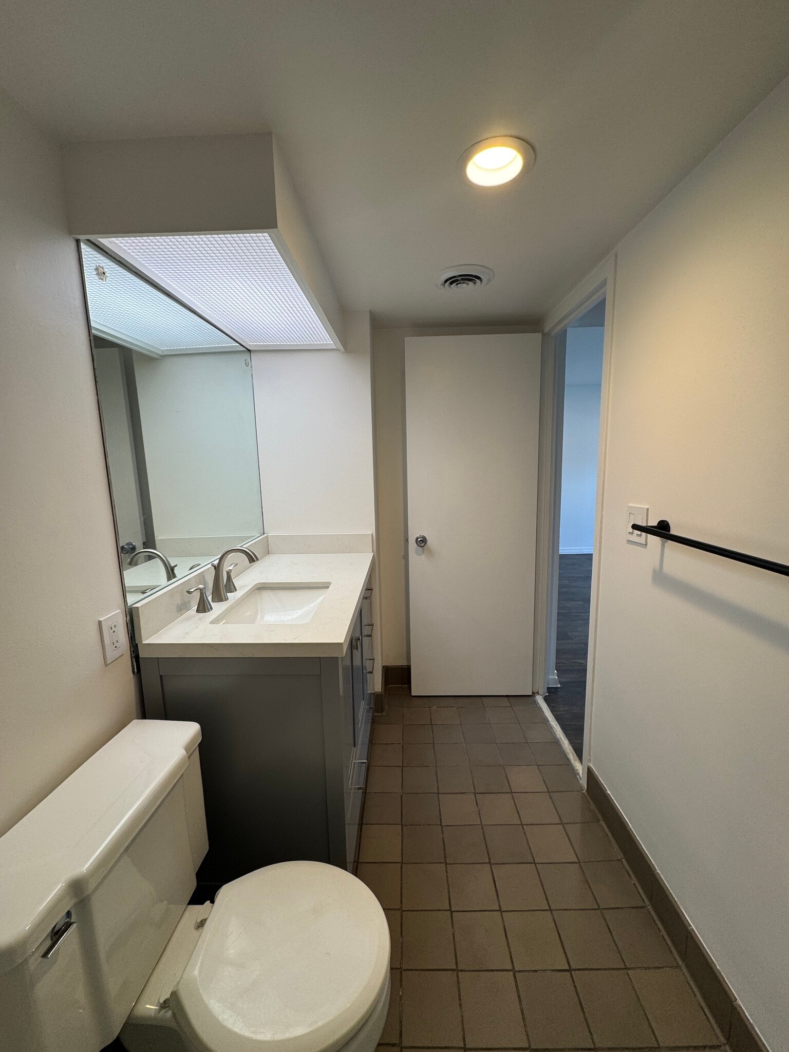 Newly remodeled bathroom - 1502 S Boulder Ave