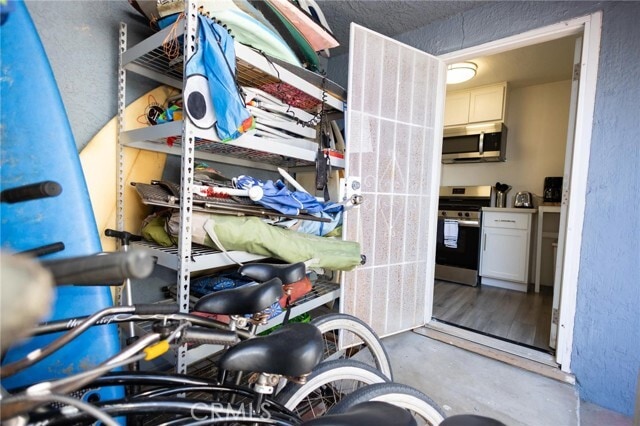 Building Photo - 1825 W Balboa Blvd