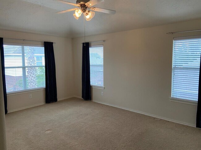 Building Photo - 18011 Rustic Brook Ct