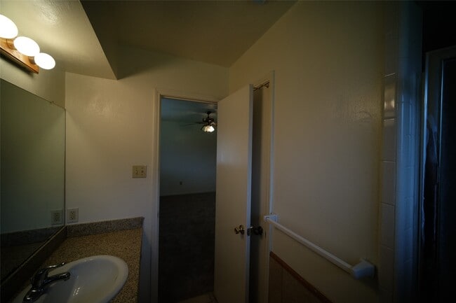 Building Photo - 12403 Bexley Dr