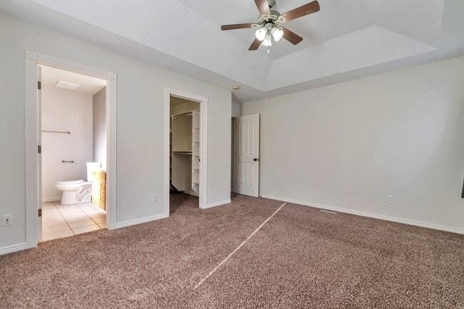 Building Photo - 426 W 2700 S