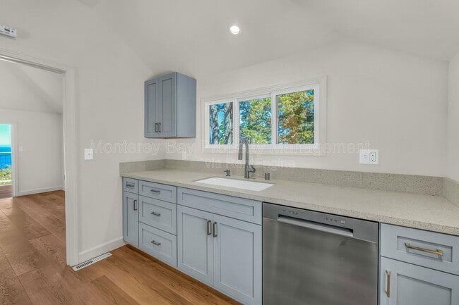 Building Photo - 214 Upper Walden Rd