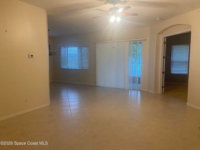 Building Photo - 3723 Carambola Cir