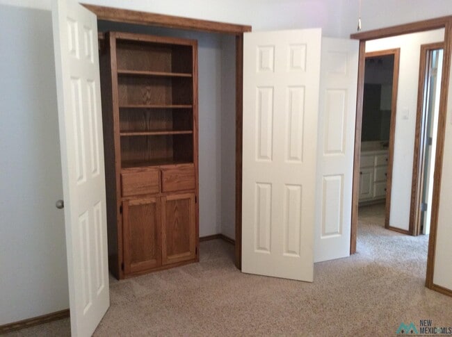 Building Photo - 1705 Tiffani Ln