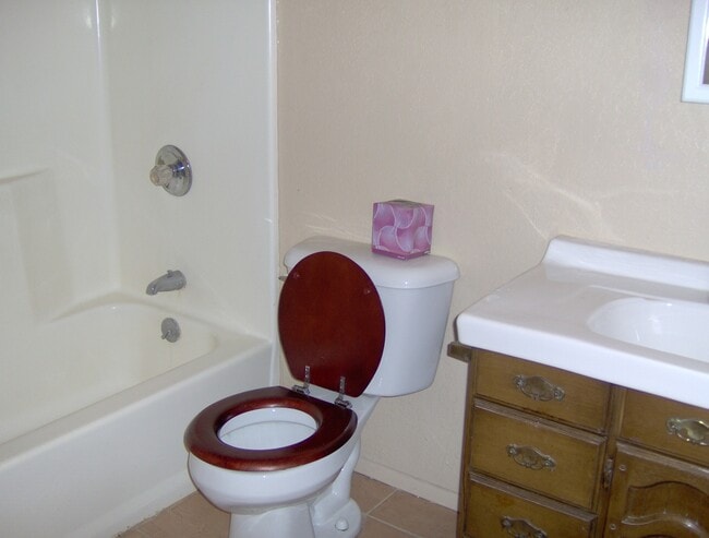 Building Photo - 21331 Rider St