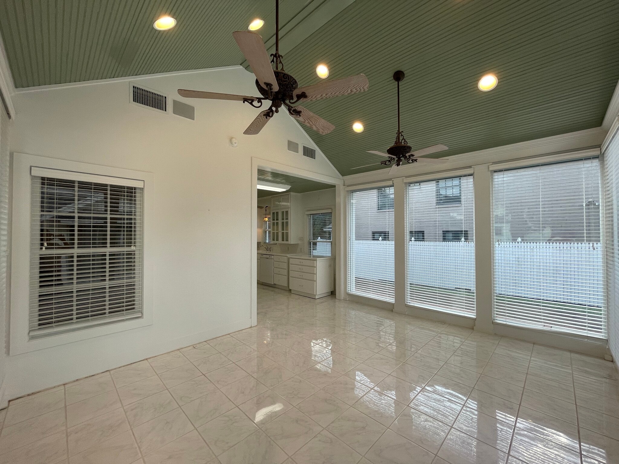 Sunroom - 1500 Preston Ave