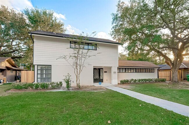 Building Photo - 2509 Maroneal St