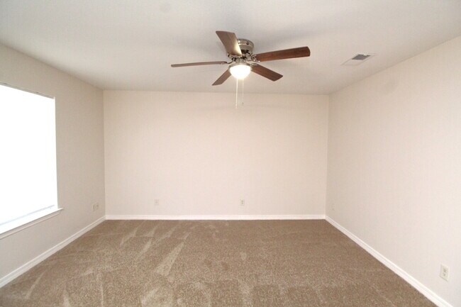 Building Photo - Updated 3BR Home in West Pensacola – Move-...