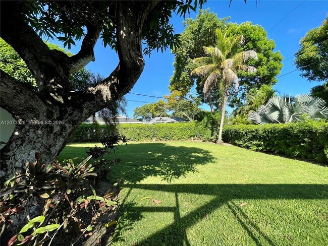 Building Photo - 8522 SW 148th Terrace