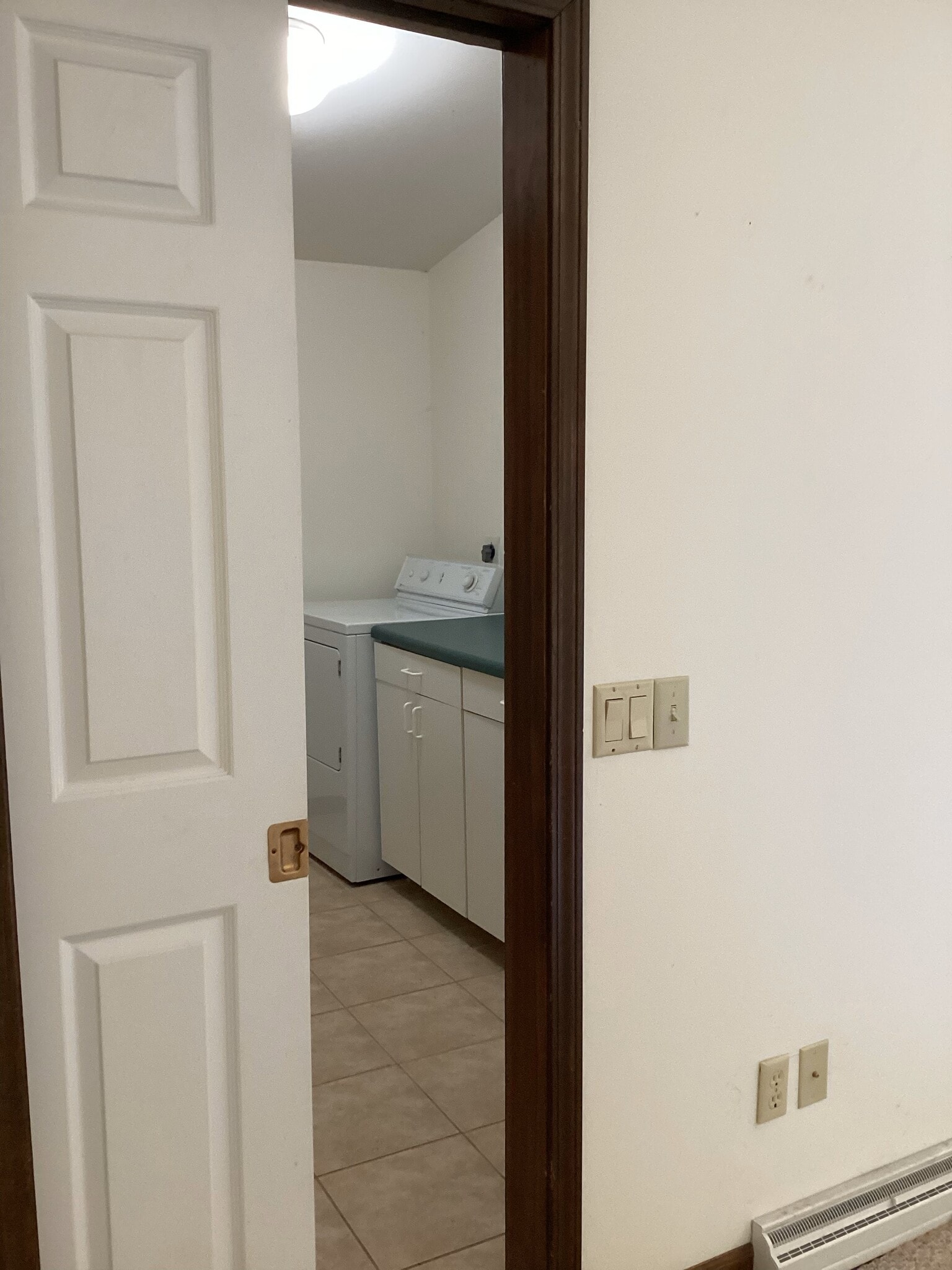 Pocket door to laundry room - 5826 Highland Ter