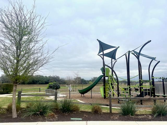 Building Photo - 300 Kenai Dr