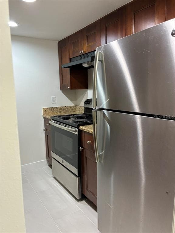 Building Photo - 5999 Village Cir N