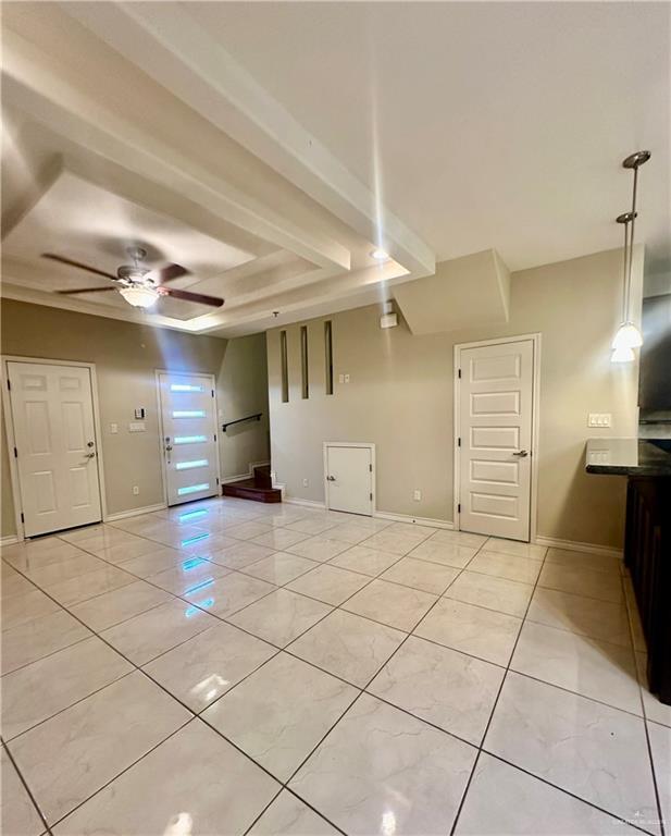 Building Photo - 14 W Daffodil Ave