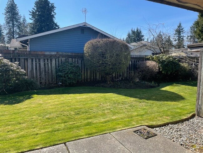 Building Photo - 1308 63rd St SE