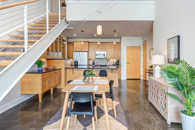 Building Photo - 2608 Erwin Rd