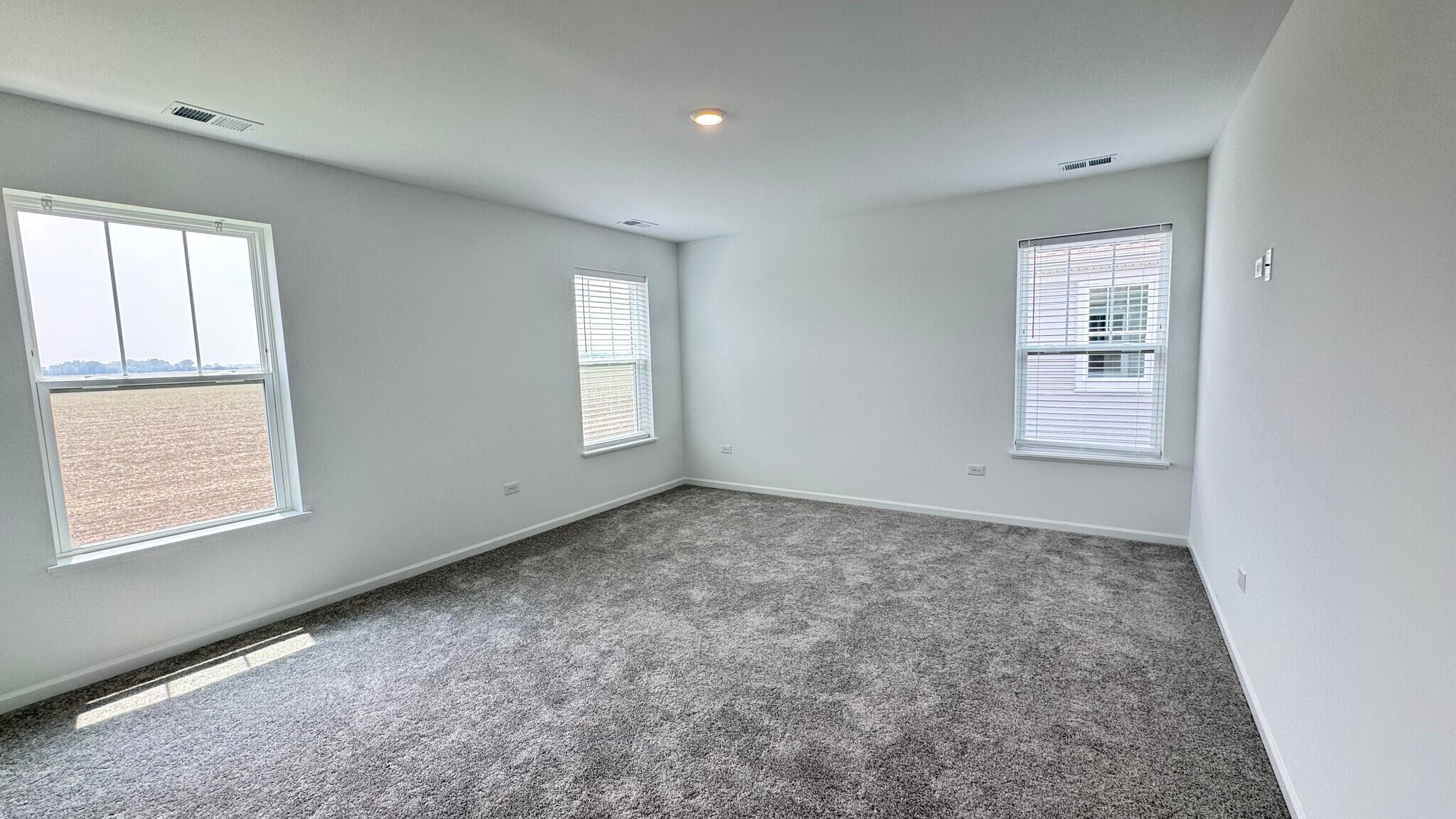 Building Photo - 25631 W Yorkshire Dr