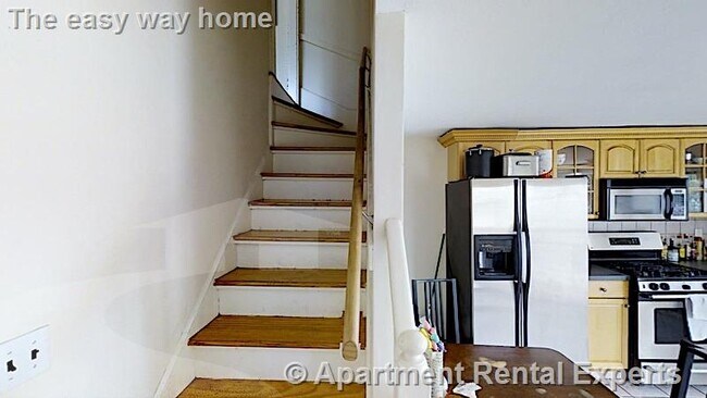 Building Photo - 60 Atherton St